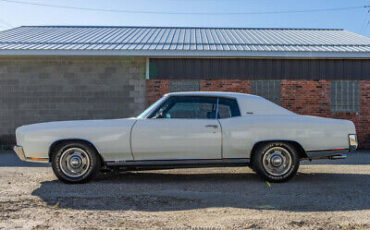 Chevrolet-Monte-Carlo-Coupe-1970-White-Black-140531-2