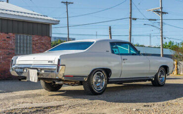 Chevrolet-Monte-Carlo-Coupe-1970-White-Black-140531-7