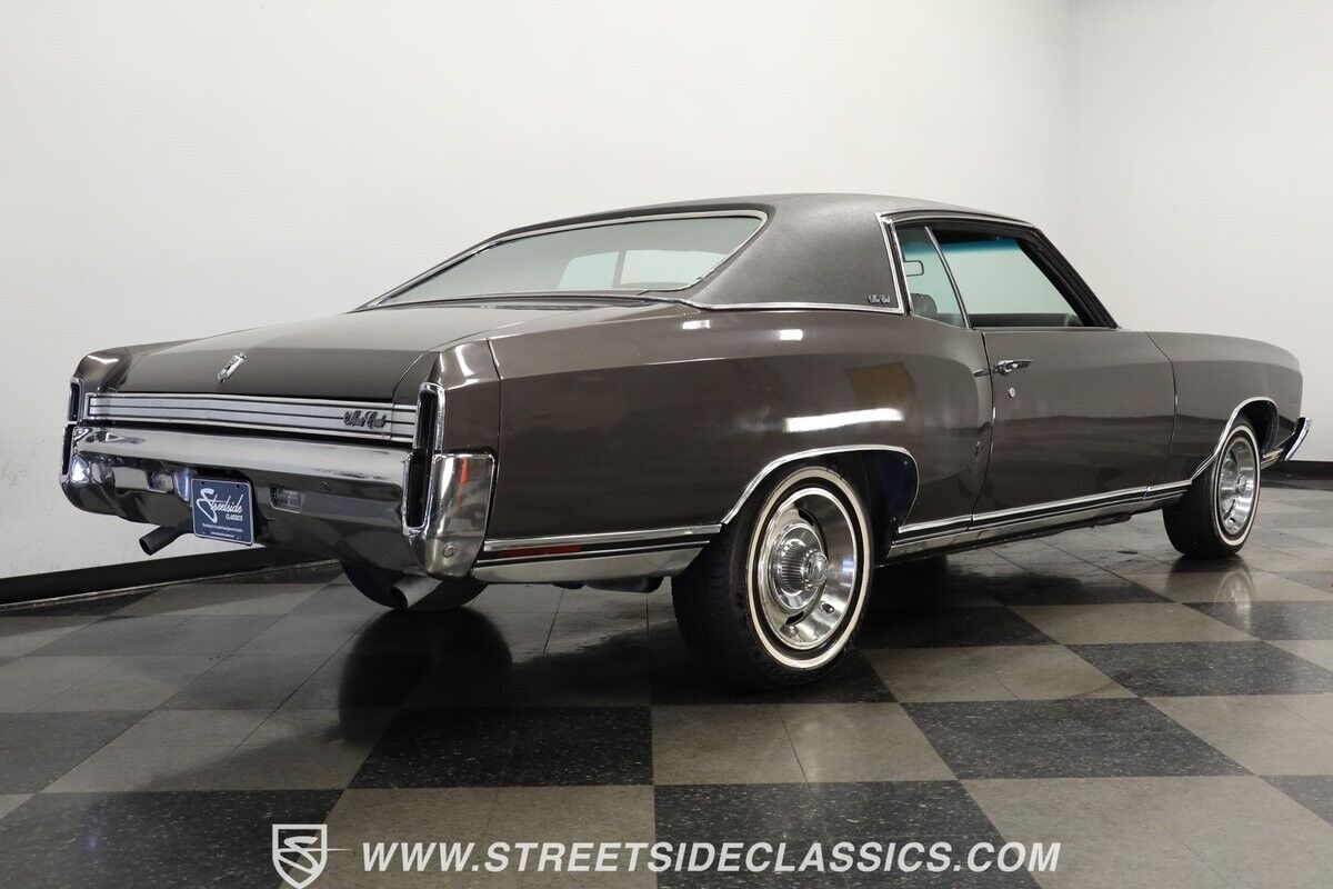 Chevrolet-Monte-Carlo-Coupe-1972-Gray-Black-85006-26