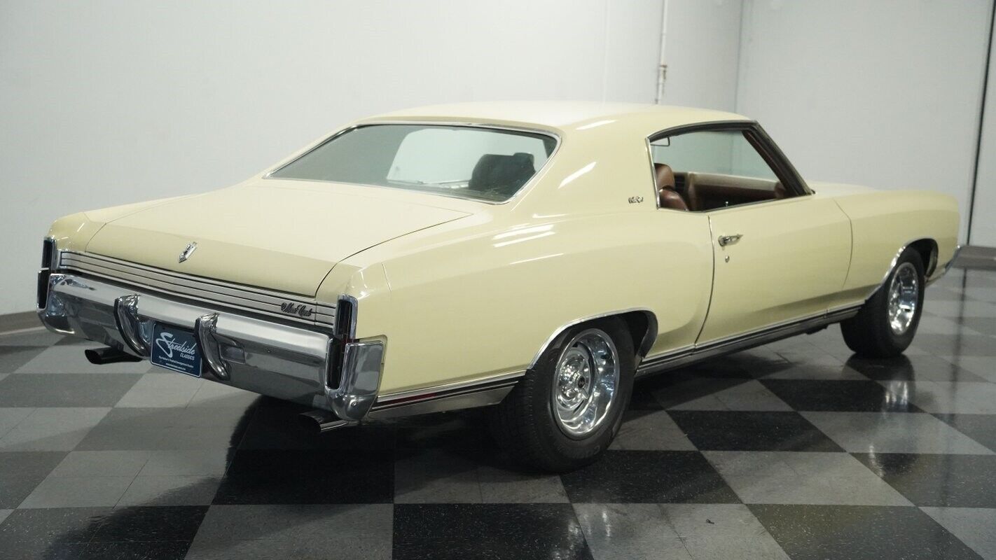 Chevrolet-Monte-Carlo-Coupe-1972-Tan-Saddle-124241-11