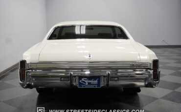 Chevrolet-Monte-Carlo-Coupe-1972-White-Black-87226-9