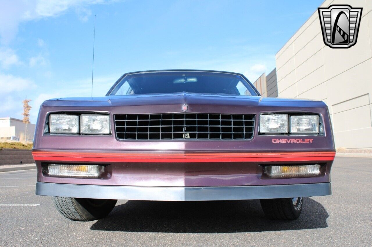 Chevrolet-Monte-Carlo-Coupe-1987-Maroon-Maroon-22199-9