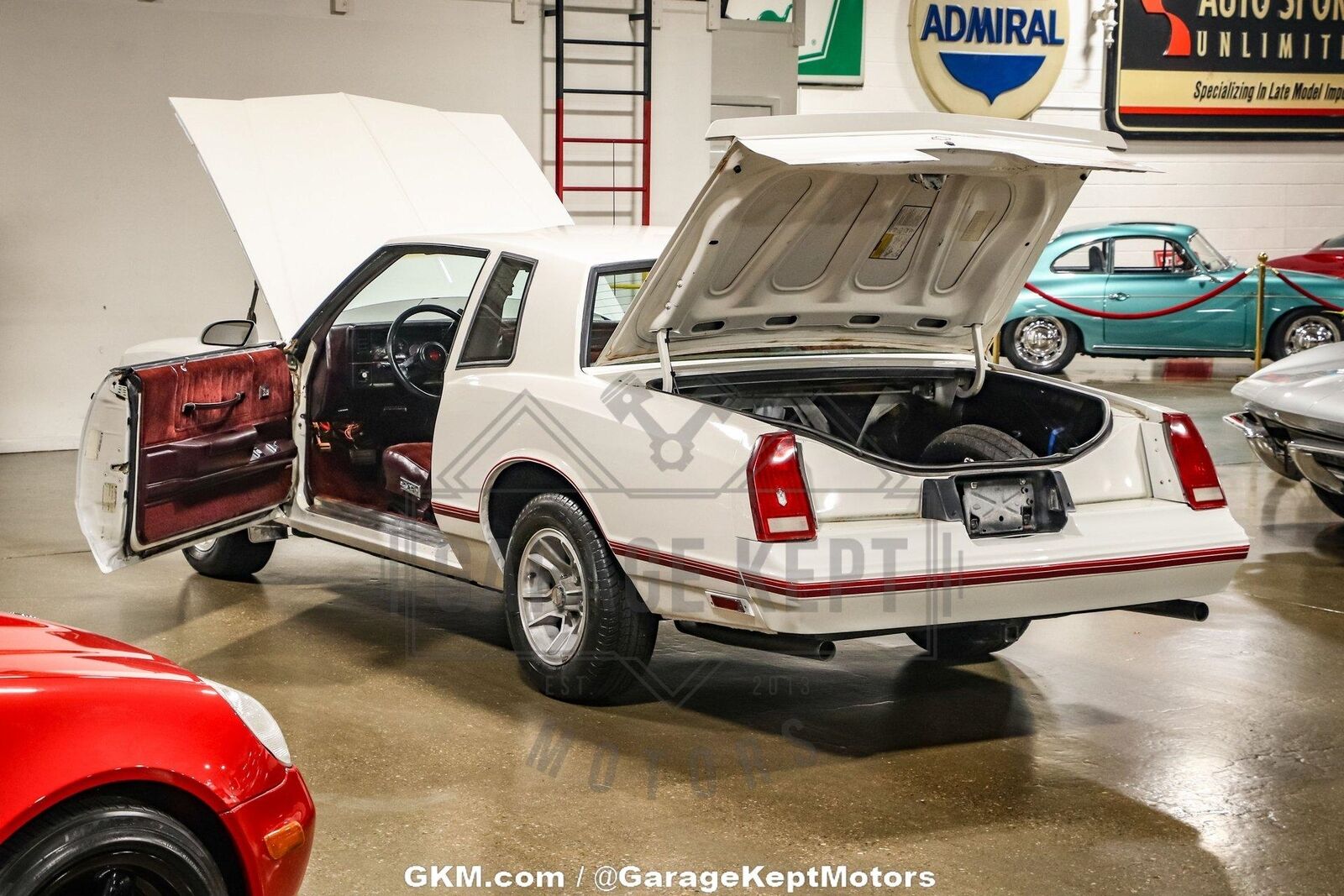 Chevrolet-Monte-Carlo-Coupe-1987-White-Red-177730-2