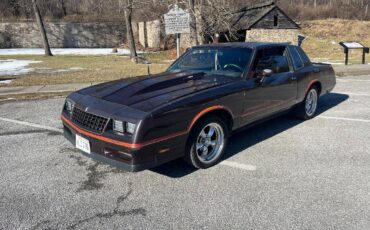 Chevrolet-Monte-carlo-1985-19867-2