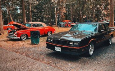 Chevrolet-Monte-carlo-1985-19867-7