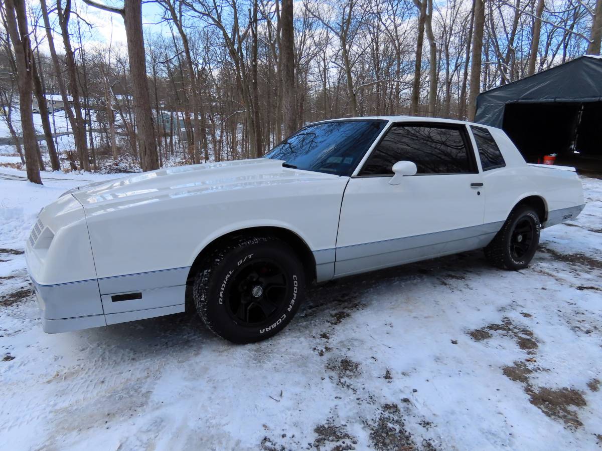 Chevrolet-Monte-carlo-ss-1984-white-76098-3