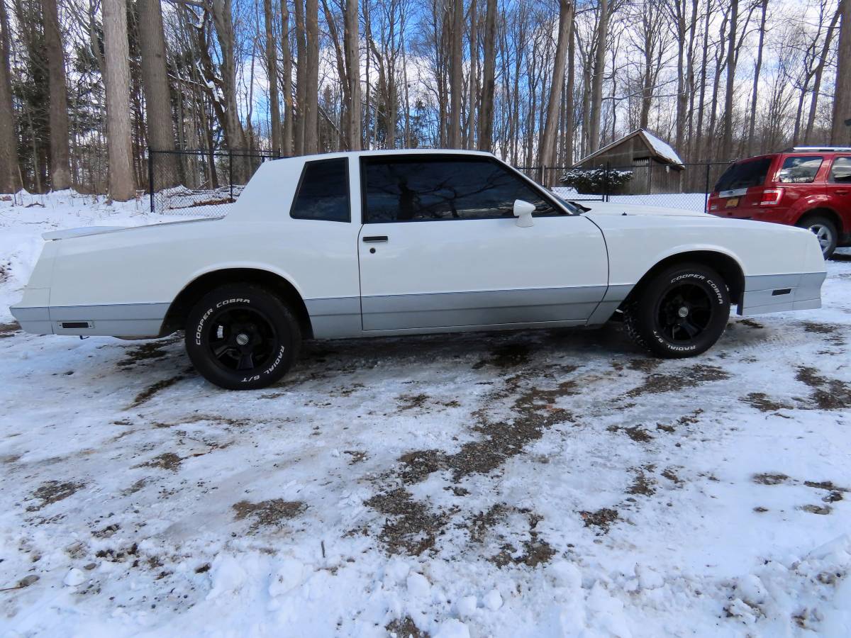 Chevrolet-Monte-carlo-ss-1984-white-76098-5