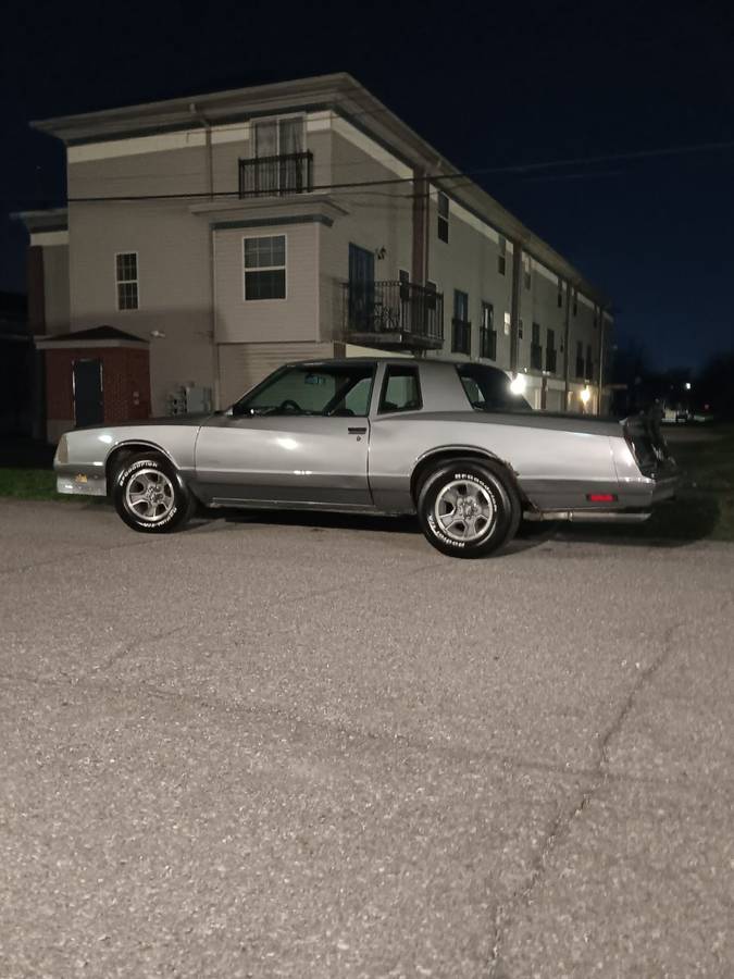 Chevrolet-Monte-carlo-ss-1986-grey-299337-1