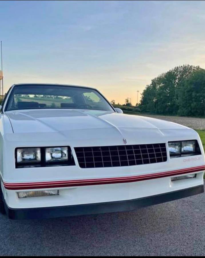 Chevrolet-Monte-carlo-ss-1987-72420-2