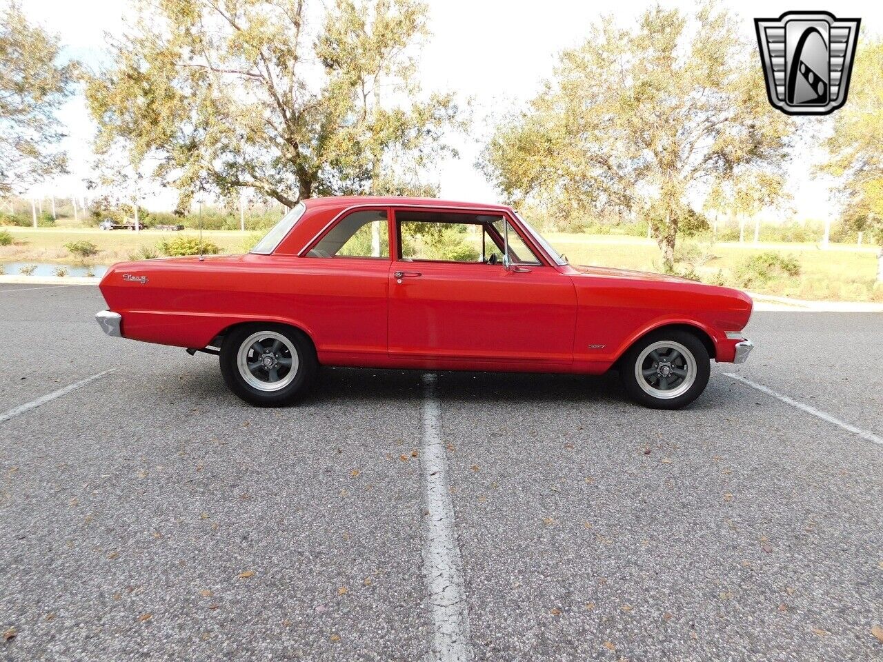 Chevrolet-Nova-1963-Red-Tan-52193-3