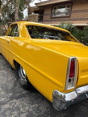 Chevrolet-Nova-1967-Yellow-2414-12