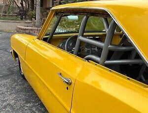 Chevrolet-Nova-1967-Yellow-2414-13