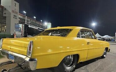 Chevrolet-Nova-1967-Yellow-2414-4