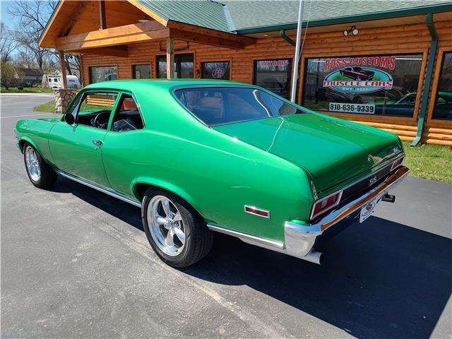 Chevrolet-Nova-1970-Green-Black-0-14