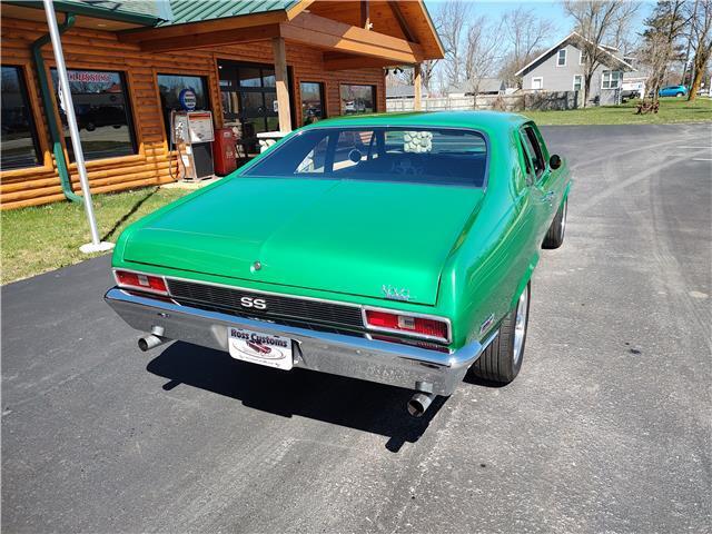 Chevrolet-Nova-1970-Green-Black-0-20