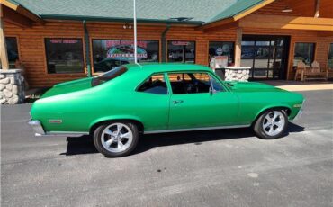 Chevrolet-Nova-1970-Green-Black-0-24