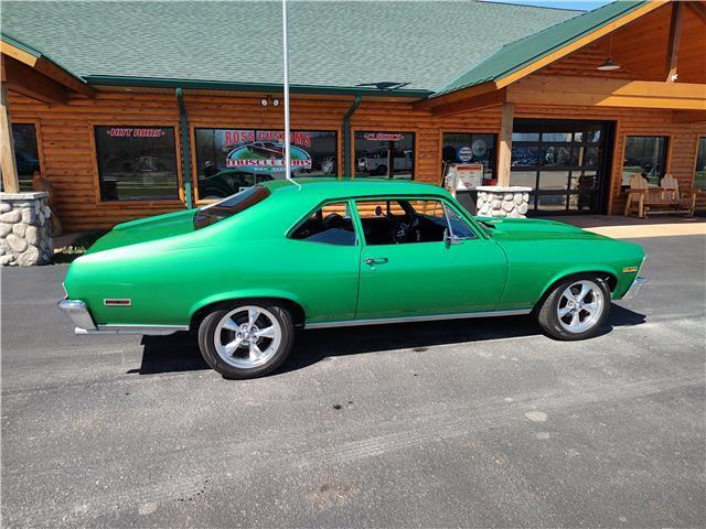 Chevrolet-Nova-1970-Green-Black-0-24