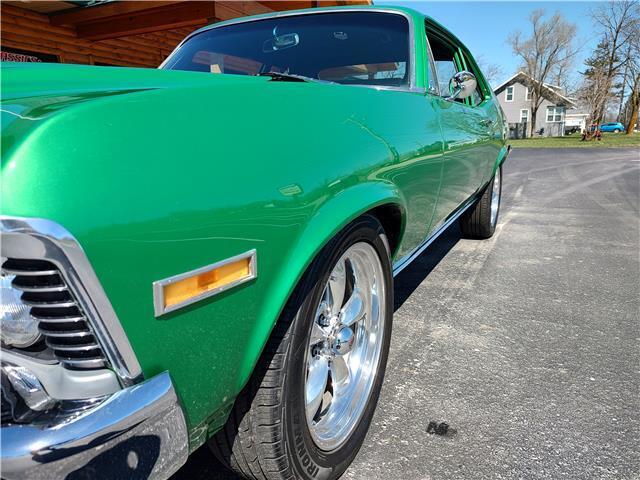 Chevrolet-Nova-1970-Green-Black-0-32