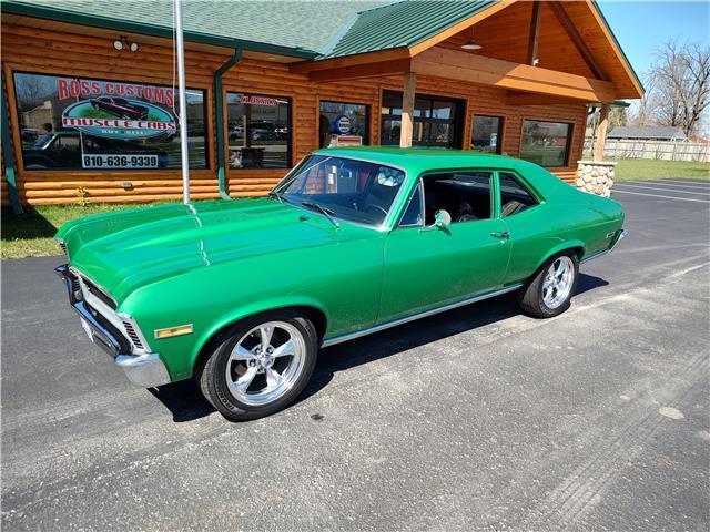 Chevrolet-Nova-1970-Green-Black-0-5