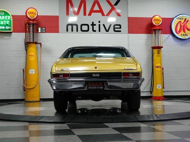 Chevrolet-Nova-1972-Gold-Black-13752-2