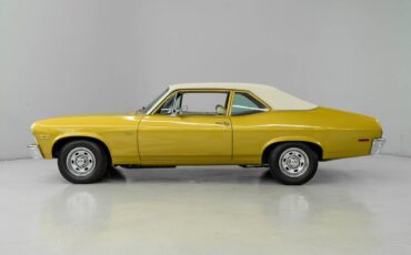 Chevrolet-Nova-1972-Gold-Tan-11632-2