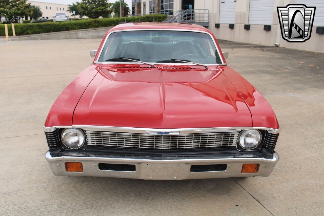 Chevrolet-Nova-1972-Red-Black-834-6