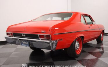 Chevrolet-Nova-1972-Red-Covert-102452-10