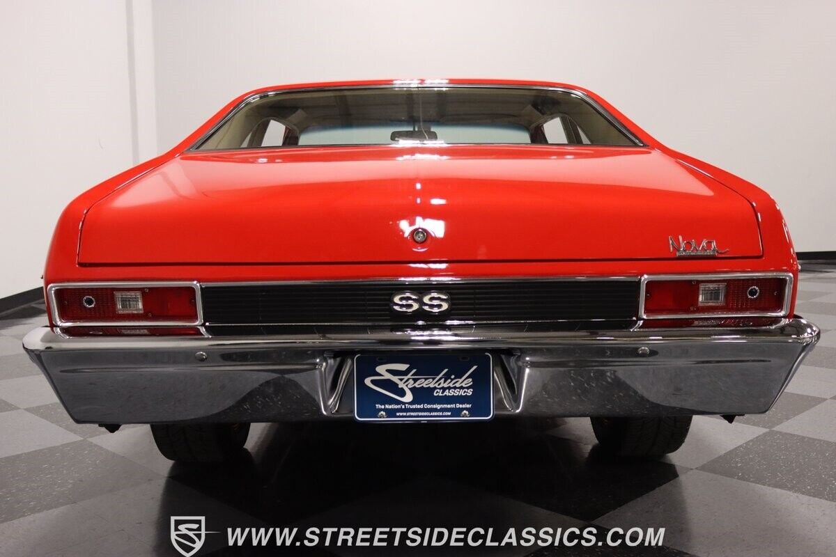 Chevrolet-Nova-1972-Red-Covert-102452-8