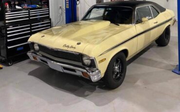 Chevrolet-Nova-1972-yellow-75639-2