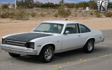 Chevrolet-Nova-1978-White-Black-6090-4