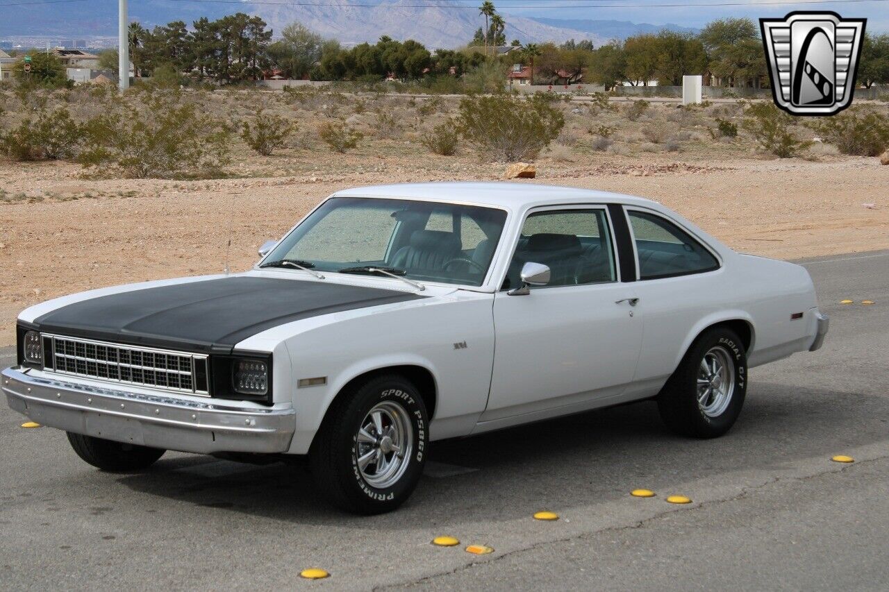 Chevrolet-Nova-1978-White-Black-6090-4