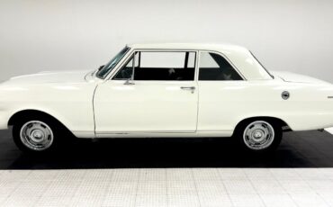 Chevrolet-Nova-Berline-1965-White-Black-117276-1