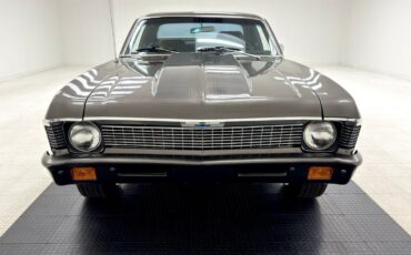 Chevrolet-Nova-Berline-1972-Gray-Black-71608-7