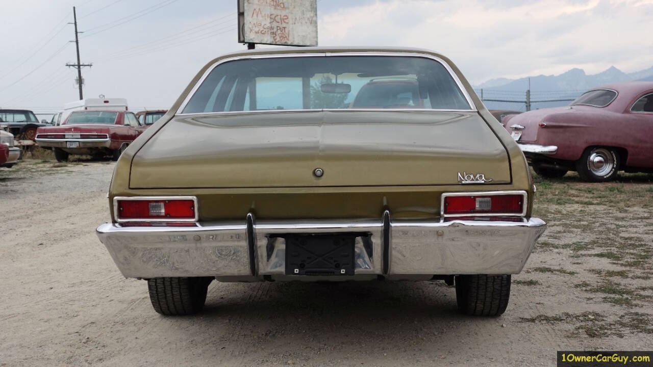 Chevrolet-Nova-Berline-1972-Green-Black-135708-24