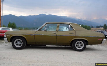 Chevrolet-Nova-Berline-1972-Green-Black-135708-26