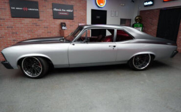 Chevrolet-Nova-Break-1971-Gray-Red-566-5