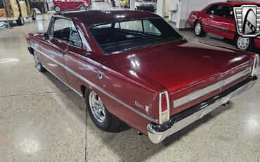 Chevrolet-Nova-Cabriolet-1967-Crimson-Black-2448-3