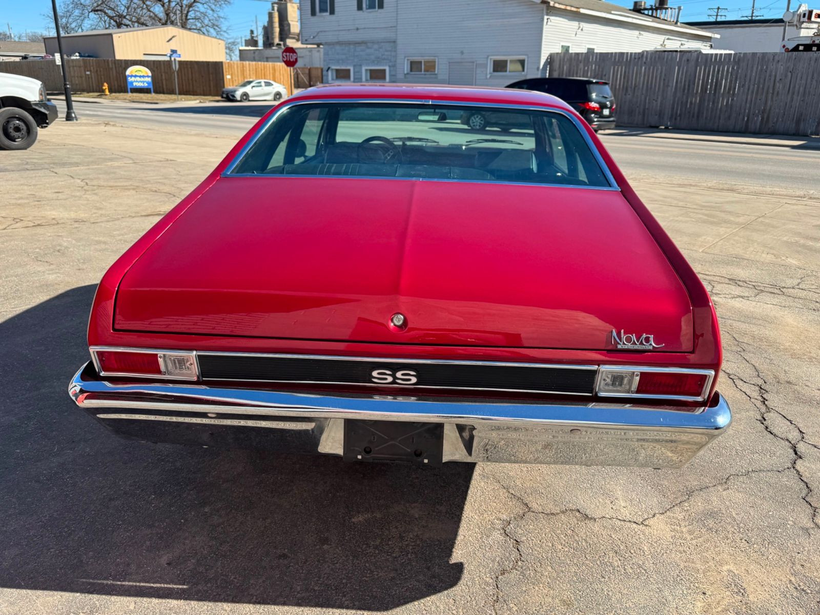 Chevrolet-Nova-Coupe-1969-Burgundy-Black-3-7