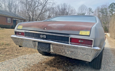 Chevrolet-Nova-Coupe-1972-128110-23