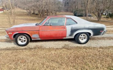 Chevrolet-Nova-Coupe-1972-128110-9