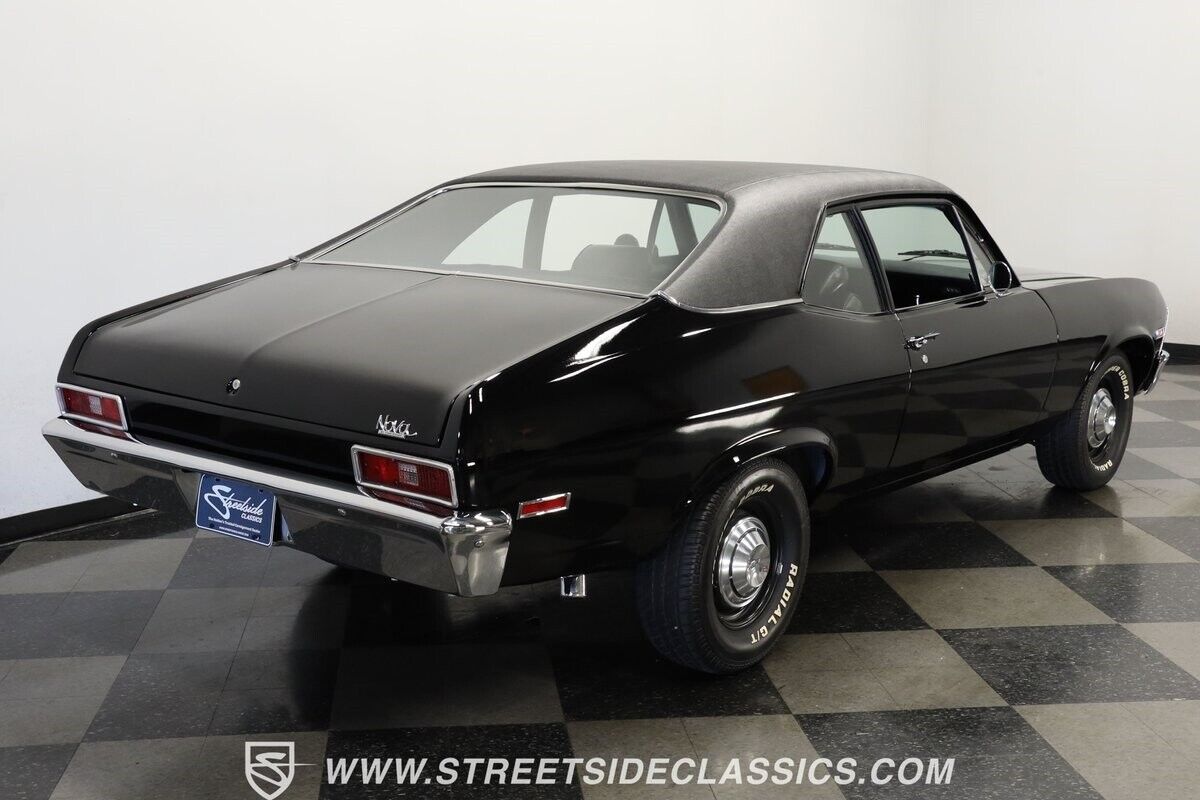 Chevrolet-Nova-Coupe-1972-Black-Black-139765-10