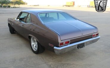 Chevrolet-Nova-Coupe-1972-Gray-Tan-10-4