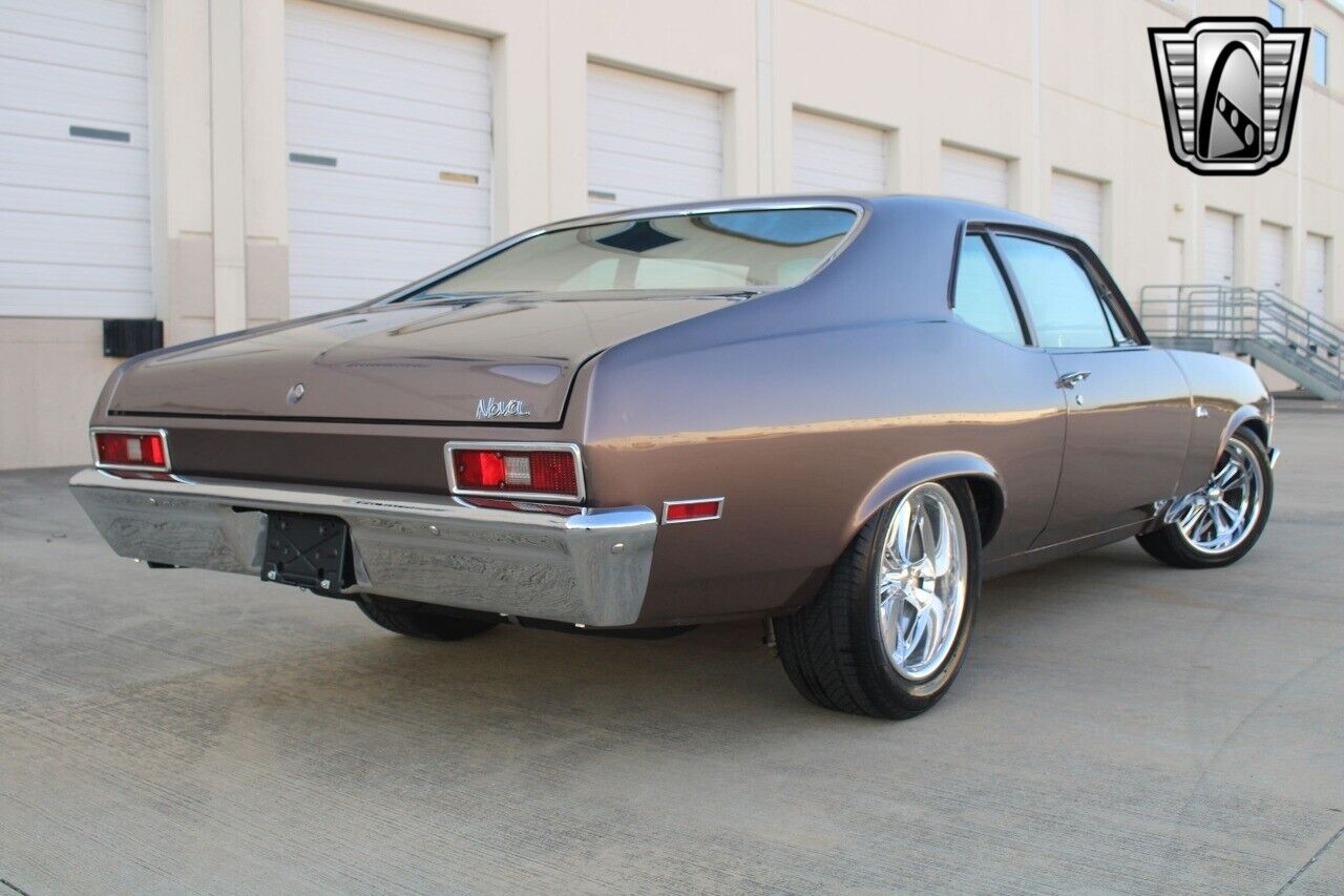 Chevrolet-Nova-Coupe-1972-Gray-Tan-10-6