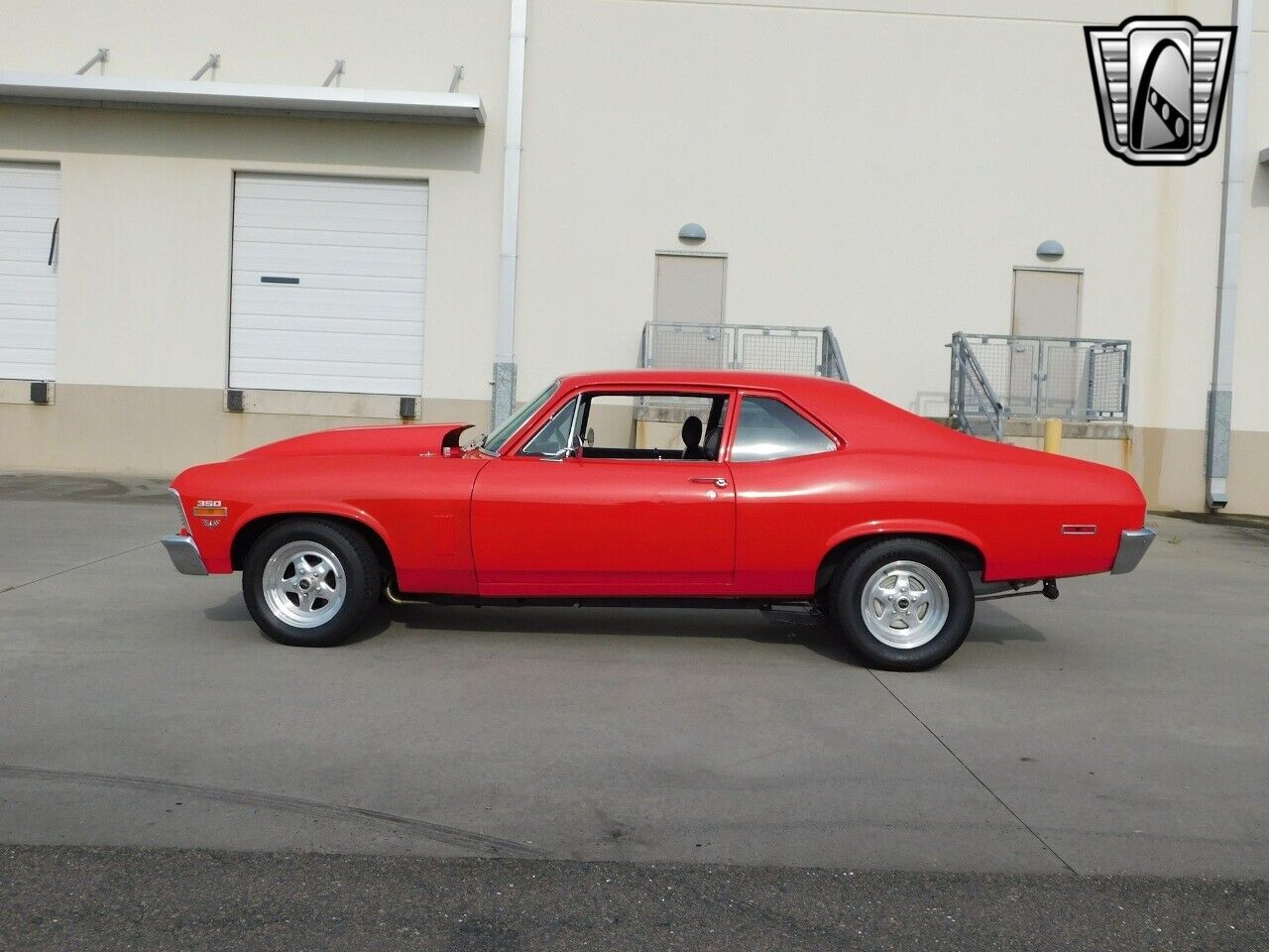 Chevrolet-Nova-Coupe-1972-Red-Black-164-5