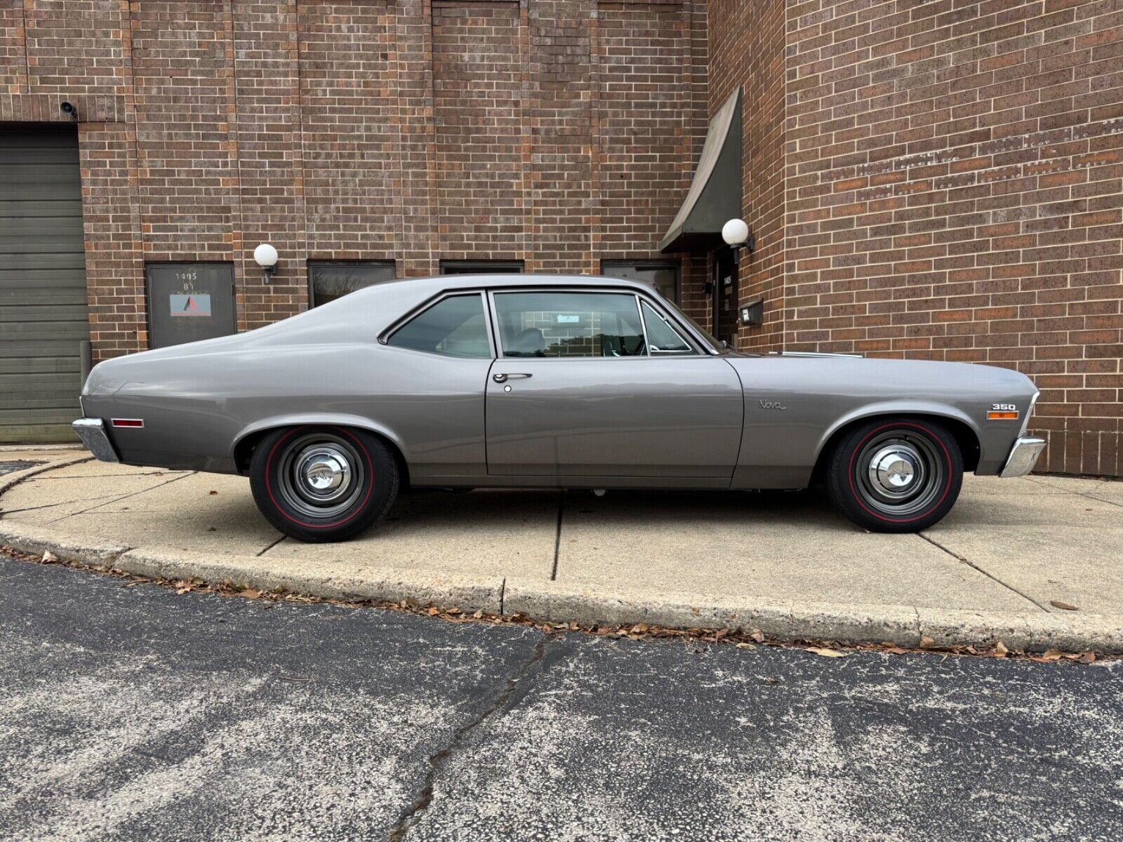 Chevrolet-Nova-Coupe-1972-Silver-131211-9