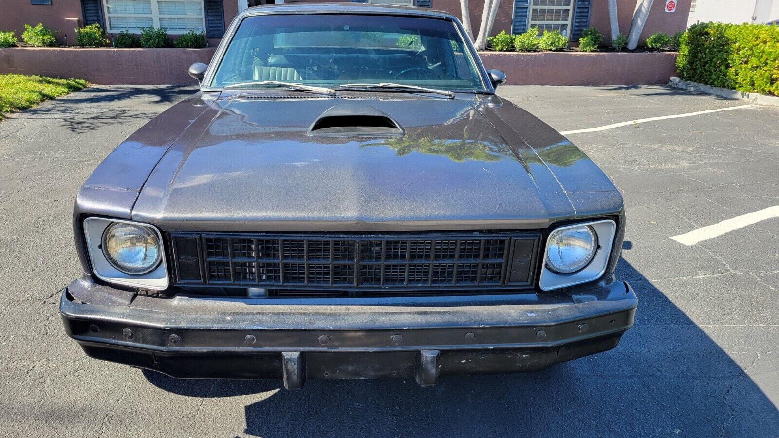 Chevrolet-Nova-Coupe-1976-Red-Black-24589-1