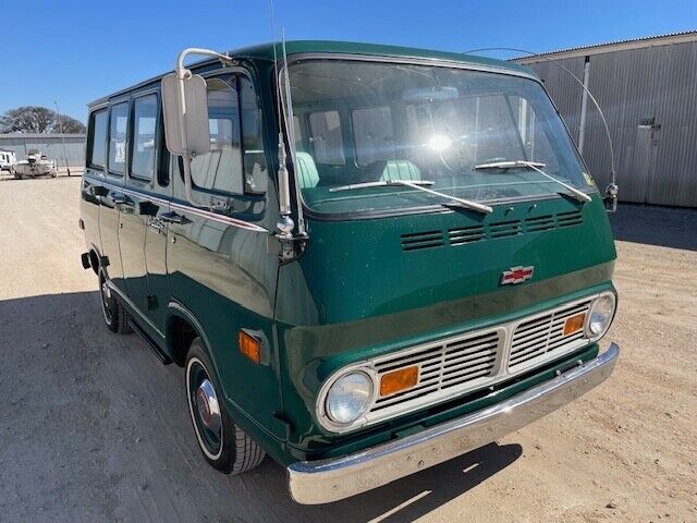 Chevrolet-Other-1968-Green-83686-3