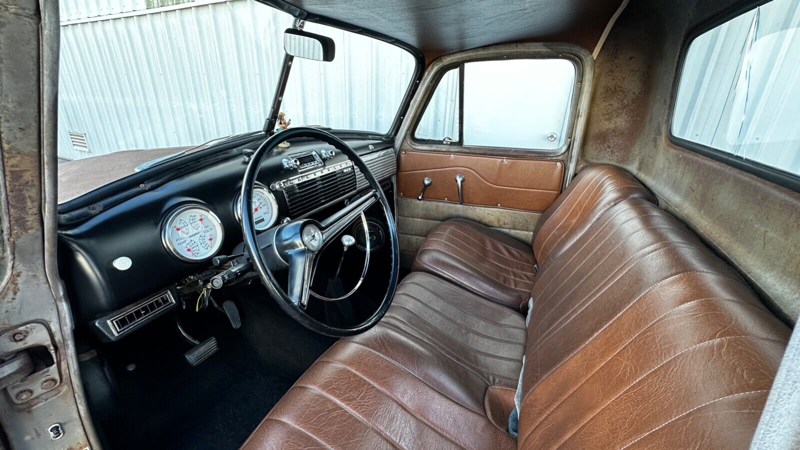 Chevrolet-Other-Pickups-1950-Blue-Brown-10383-24