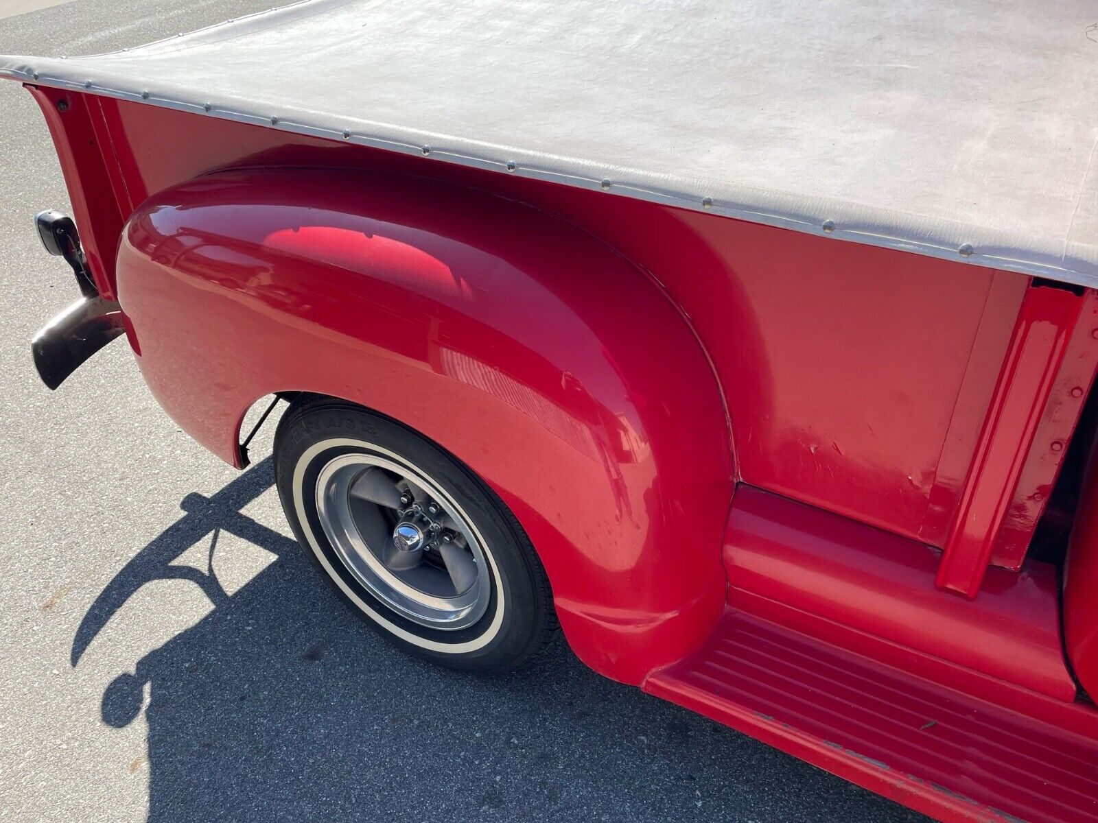 Chevrolet-Other-Pickups-1951-Red-Gray-16093-13