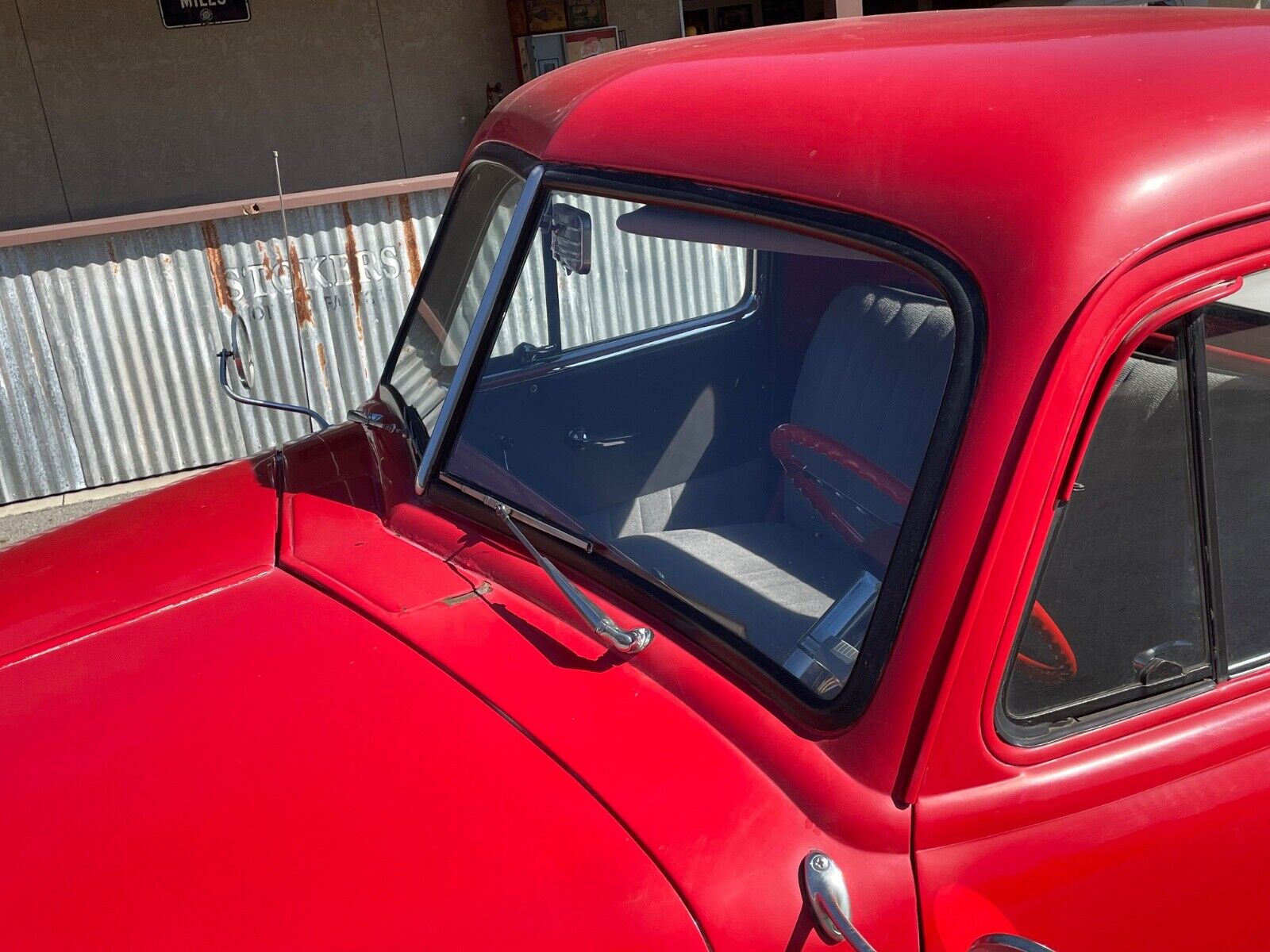 Chevrolet-Other-Pickups-1951-Red-Gray-16093-14